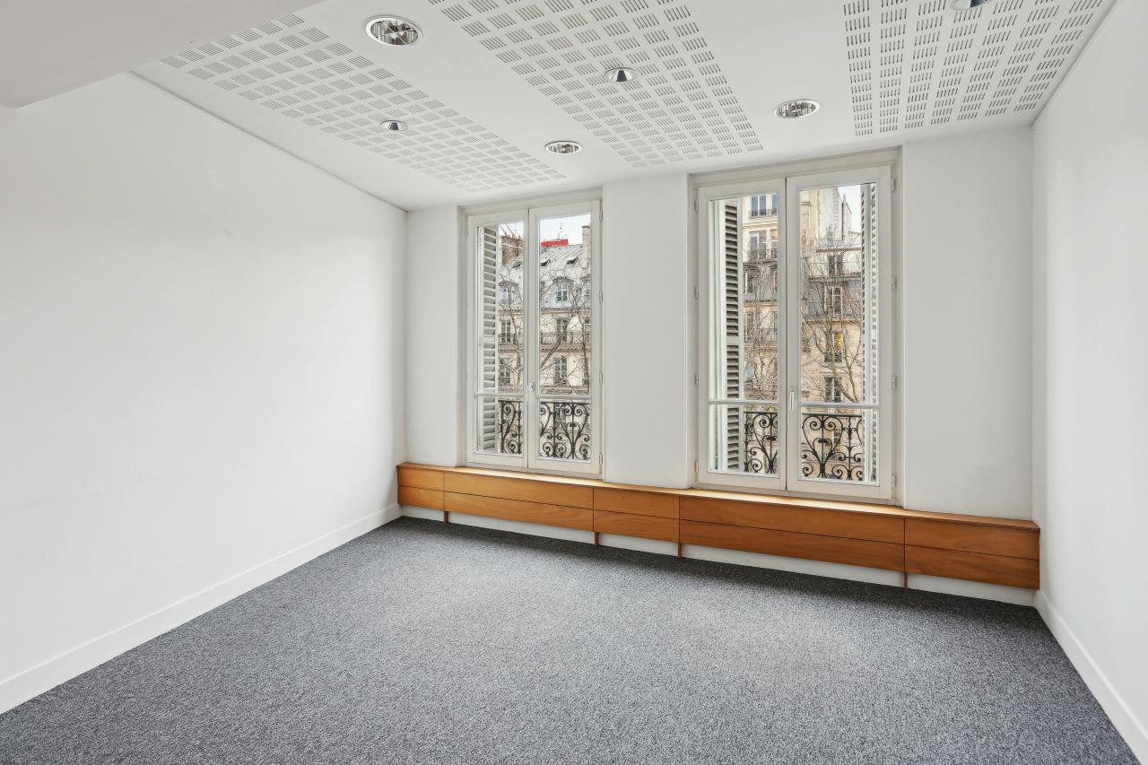Bureau Paris 156m² Location bureau Paris OLBUR2427041 6